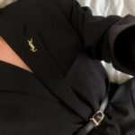 Broche Yves Saint Laurent Mod 01