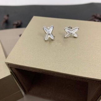 [Amore Jewelry]JEUX DE WHITE MOP SILVER DIAMOND EARRINGS
